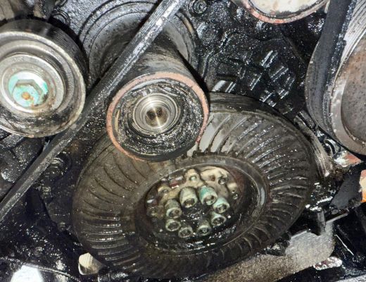 Fresh Seal on HGV Fan Housing Snout | HGV Mechanic North West